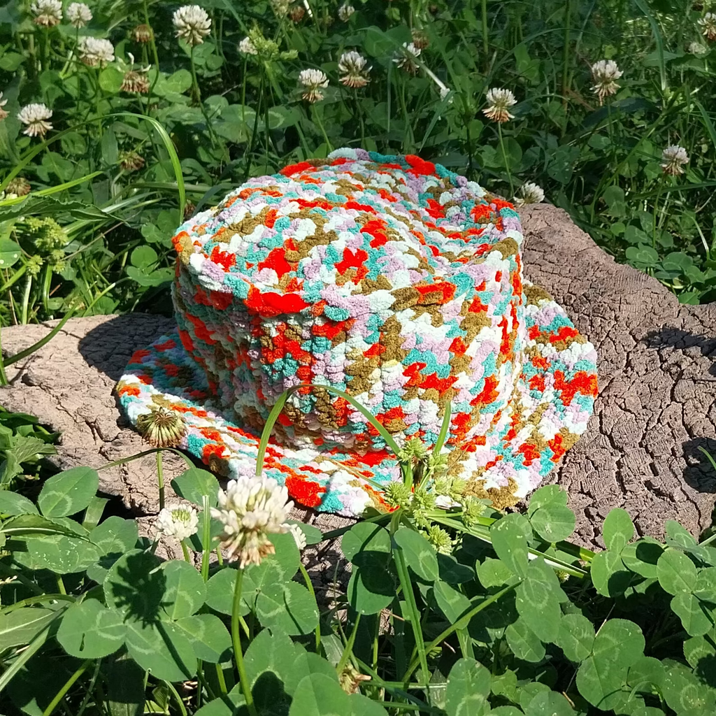 Bucket Hat - Blanket yarn
